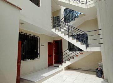 Casa · 358m² · 7 Dormitorios · 2 Estacionamientos · Se Vende Casa de 3 Pisos 2 Cocheras | 7Dorm. | Ideal Inversión| Cerca Mall Puruchuco Ate
