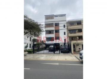 Departamento de 4 habitaciones, Lima · Dúplex 185 m² en Surco | Acceso Privado + Cochera + Terraza + 5 Dorm.