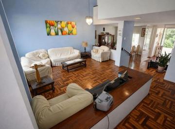 Casa de 4 habitaciones, Lima · Venta de Casa en La Molina Residencial Ingenieros 361 m² de Comodidad