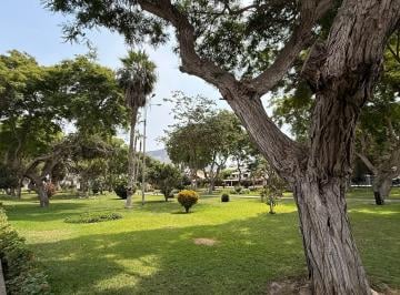 Departamento de 3 habitaciones, Lima · Dupléx en Venta en La Molinacondominio Los Cipreses, Piso 2