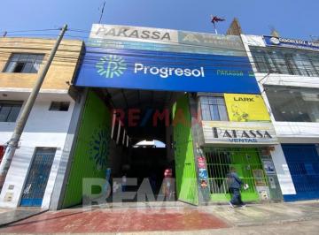 Local comercial · 303m² · 2 Dormitorios · Activo Comercial de 303 m² en Zona de Alto Tránsito
