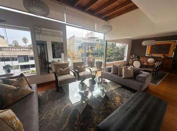 Departamento · 238m² · 3 Dormitorios · 2 Estacionamientos · Departamento Venta Chacarilla Surco, Dúplex, Vista Calle, Ao.396 m², Terraza