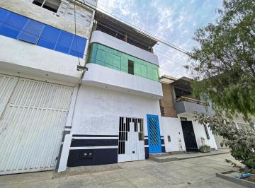 Casa · 220m² · 3 Dormitorios · ¡Gran Oportunidad! Venta Local Comercial y Casa en Av Chillon Trapiche Carabayllo