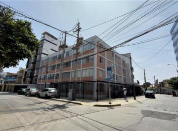 Departamento de 2 habitaciones, Lima · Alquiler de Espacioso Departamento en San Miguel – Excelente Ubicación