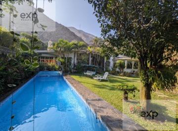 Casa · 1250m² · 6 Dormitorios · 5 Estacionamientos · Casa en Cieneguilla