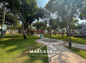Casa · 500m² · 6 Dormitorios · 4 Estacionamientos · Vendo Hermosa Casa en San Borja Amplios Ambientes - Usos Multiples