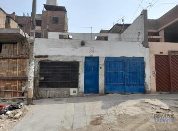 Casa · 76m² · 4 Dormitorios · Casa a La Venta en Comas