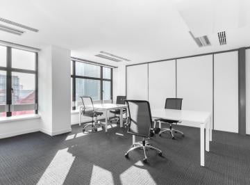 Oficina comercial · 15m² · Acceso Todo Incluido a Oficina Profesional Para 3 Personas en Lima, Torre Omega