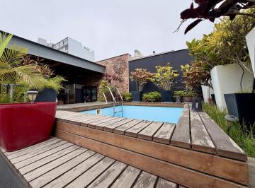 Departamento · 217m² · 5 Dormitorios · 2 Estacionamientos · Venta Exclusivo Dúplex con Piscina en Miraflores