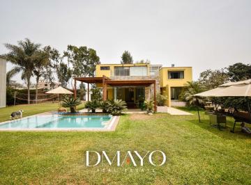 Terreno / Lote · 950m² · 12 Estacionamientos · Terreno en Pachacamac