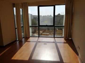 Departamento de 2 habitaciones, Lima · San Isidro Dpto 94 m² 2dor + Studio B/servicio Cochera Remodelado $890
