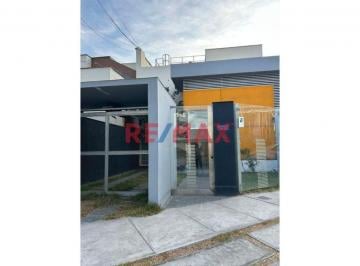 Casa de 8 habitaciones, Lima · Casa Corporativa en San Borja | 3 Pisos | Ubicación Estratégica Av Géminis – Urb. Papa Juan Xxiii