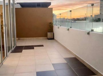 Departamento de 3 habitaciones, Lima · Duplex con Terraza y Cochera en Surquillo con Areas Comunes
