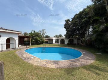 Casa · 345m² · 4 Dormitorios · 5 Estacionamientos · Alquiler Casa Urb. Rinconada del Lago 1ra Etapa, La Molina