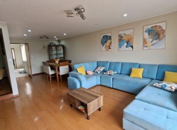 Departamento de 4 habitaciones, Lima · Excelente Zona. Amplio Duplex