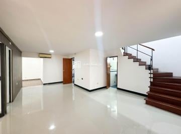 Casa · 300m² · 12 Dormitorios · 1 Estacionamiento · Casa en Miraflores en Condominio