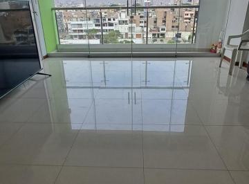 Departamento · 90m² · 2 Dormitorios · 1 Estacionamiento · Departamento en Los Olivos