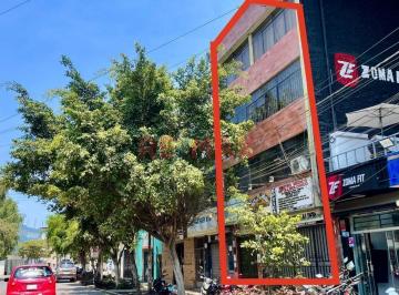 Local comercial · 826m² · Edificio Comercial Av Bolognesi - chiclayo.(M. Vizconde)