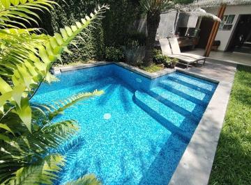 Casa de 5 habitaciones, Lima · ¡El Hogar Que Tu Familia Merece! | Toda La Casa Remodelada con Piscina Tempperada y Amplia Terraza