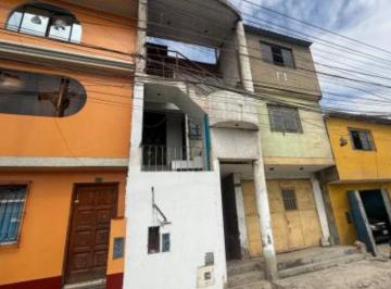 Casa de 1 habitación, Lima · En Venta Casa de 3 Pisos Ubicado Frente a La Av Agustin La Rosa Lozano y Av Alfredo Bambarén - Sjm