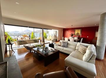 Casa · 441m² · 4 Dormitorios · 2 Estacionamientos · Casa en Las Casuarinas Sur