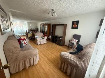 Casa de 4 habitaciones, Arequipa · Estupenda Casa Frente a Parque con Jardín Amplio y Buenos Espacios en Jlbyr