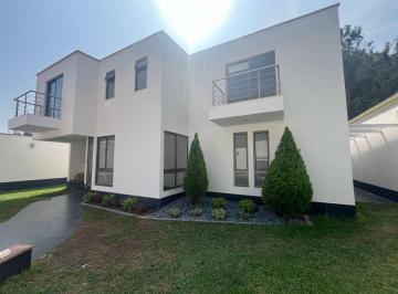 Casa de 4 habitaciones, Lima · Hermosa Casa en Alquiler, Colegio Villa María La Planicie