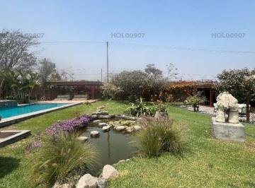 Casa de campo de 5 habitaciones, Lima · Vta Lurigancho - Chosica Casa Ca Alto de La Luna 5d + 10c 1p Piscina Jardín Parrilla Terraza F/golf