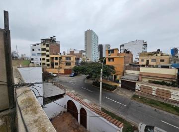 Casa de 5 habitaciones, Lima · Venta Casa Como Terreno en Pueblo Libre