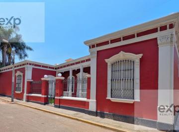 FACHADA · Casa Histórica Remodelada en Venta Chorrillos 4 Frentes