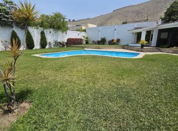 Casa de 3 habitaciones, Lima · Gran Oportunidad - Venta de Casa en El Sol de La Molina