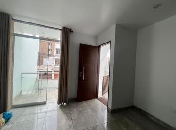 Departamento de 2 habitaciones, Callao · Lindo 2 Dorm/ 2 Baños/ 2do. Piso / 28 de Av Oscar R. Benavides