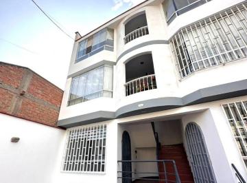 Departamento de 3 habitaciones, Lima · Departamento Dúplex en Alquiler en La Molina 3 Dorm.