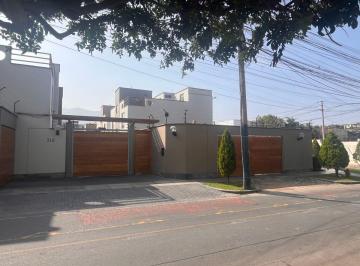 Casa de 4 habitaciones, Lima · Alquilo Casa en Condominio en Surco