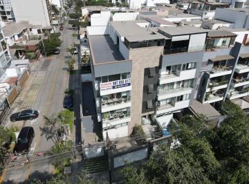 Departamento · 291m² · 3 Dormitorios · Dúplex Moderno en Venta - Surco