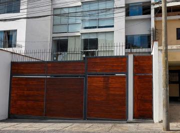 Departamento · 110m² · 4 Dormitorios · 1 Estacionamiento · Alquiler Depa La Molina