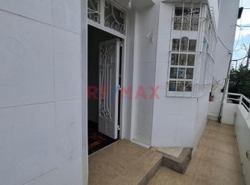 Departamento · 57m² · 2 Dormitorios · Departamento Amoblado en Alquiler en Urb. Santa Elena, chiclayo.(C. Melendres)