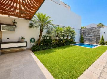 Casa de 4 habitaciones, Lima · Preciosa Casa en Condominio - Una Joya en Rinconada del Lago (Primera Etapa)