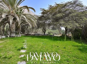 Casa · 350m² · Venta de Casa en Cieneguilla 22,000 m² con Piscina - 05 Dormitorio - Caballeriza Pasando Chontay