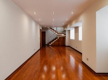Departamento de 3 habitaciones, Lima · Departamento Dúplex Vista Interna en Reynaldo Vivanco