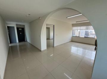 Oficina comercial , Lima · Se Alquila Oficina de 88 m² con Estac. y Depósito con Vista Al Parque Kennedy - Miraflores