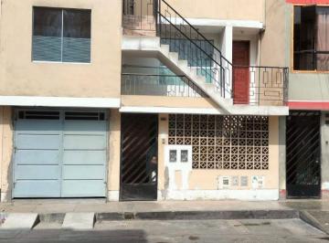 Casa de 5 habitaciones, Lima · Se Alquila Casa de 2 Pisos en Urb. San Agustin - Comas
