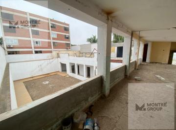Casa · 640m² · 5 Dormitorios · 8 Estacionamientos · Casa en San Isidro