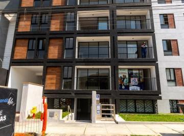 Departamento · 82m² · 2 Dormitorios · 1 Estacionamiento · Departamento Primer Piso con Jardín