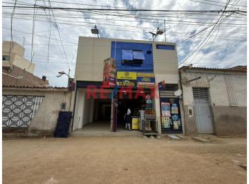 Local comercial · 245m² · 2 Dormitorios · Local Comercial en Alquiler en chiclayo.(C. Huaman)