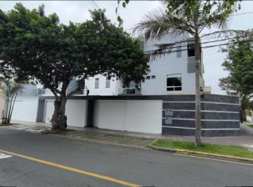 Casa · 259m² · 4 Dormitorios · 2 Estacionamientos · Casa - San Isidro