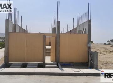 Casa · 140m² · 1 Estacionamiento · Venta de Proyecto Al 70% - Alto Bujama, Km 92 - 140 m² de Terreno