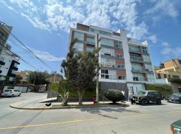Departamento de 3 habitaciones, Lima · Departamento de 117 m² con 3 Habitaciones, Vista Exterior, Amplia Cocina, Cochera