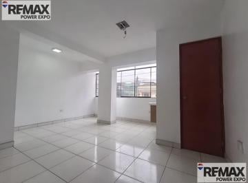 Local comercial · 150m² · 4 Dormitorios · Local Comercial de 150 m² en Ubicación Estratégica de Zárate – Ideal Oficinas o Consultoriose