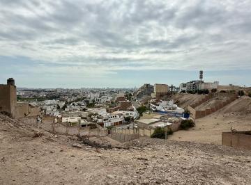 Terreno / Lote · 540m² · Vendo Amplio Terreno con Hermosa Vista en Casuarinas Sur.